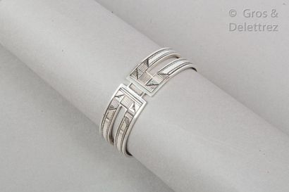 HERMES Paris made in Niger Touareg line 
Bracelet open 18 mm in chased silver 925...
