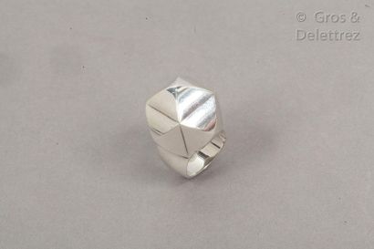 HERMES Paris made in Italy Ring "Rock dog collar" in silver 925 thousandths. Pds:...