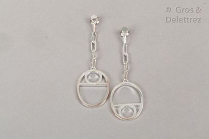HERMÈS Paris made in France Pair of earrings "Chain of Anchor Game" for pierced ears...