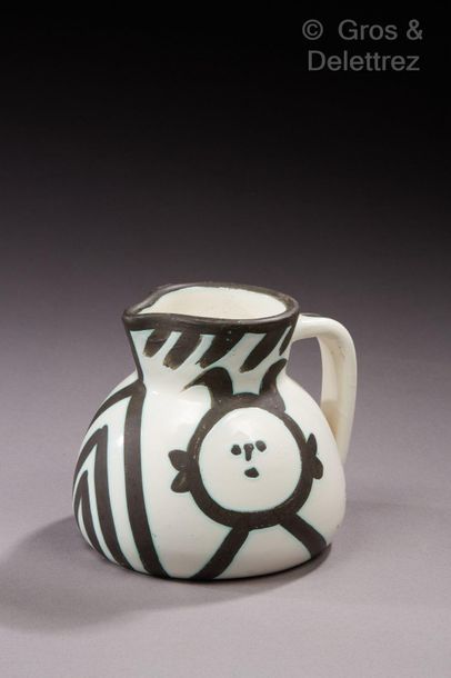 Pablo Picasso (1881-1973) Heads

White earthenware jug with polychrome decoration.

Signed...
