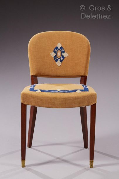 Jules LELEU (1883-1961) *Suite de quatre chaises modèle 1935 en acajou et bronze...