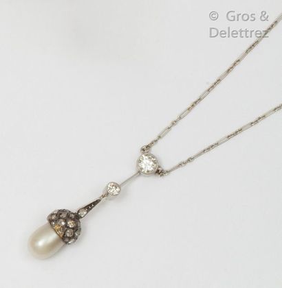 null Pendant necklace in yellow gold and platinum, adorned with a drop pearl adorned...