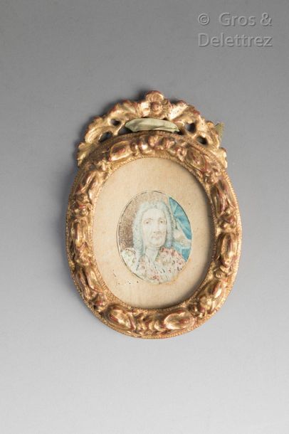 Ecole du XVIIIe Oval miniature showing a man in wig and red dress in front of a blue...