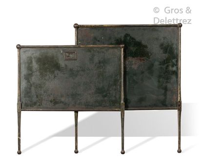 null Pair of old lacquered metal boarding school beds resting on 4 Boulle tapered...