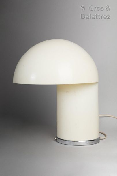 Verner Panton et Marcello Siard Lamp model " Leila " in acrylic and chromed metal.

Circa...