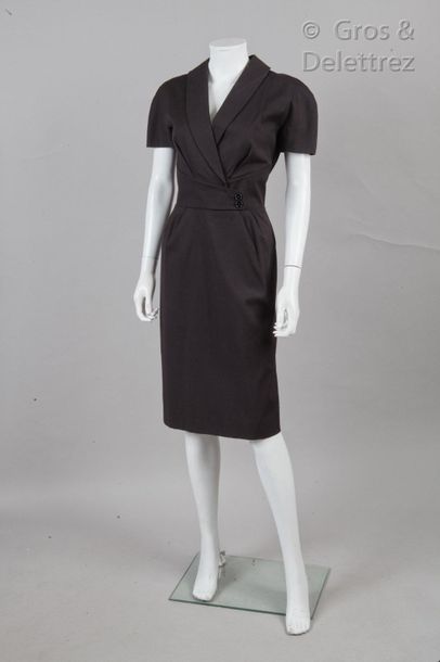 Christian DIOR par john Galliano Collection Resort 2010

Robe en coton traité noir,...
