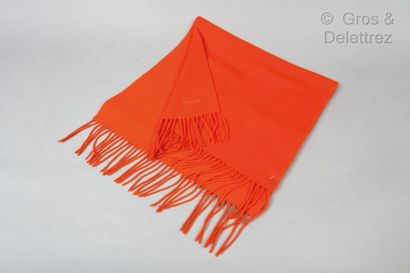 HERMÈS Paris made in Great Britain *100% orange cashmere scarf, fringed edges.