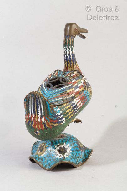  China, Ming period 
Copper perfume burner, in polychrome cloisonné enamels on a...