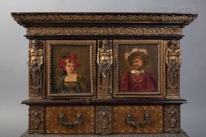 null Rare Cabinet de table viennois attribué à Joseph Wiedmann

Cet artisan autrichien,...