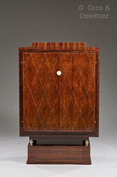 JACqUes-éMIle rUhlMAnn (1879-1933) Rare and exceptional "Duval" collector's cabinet...