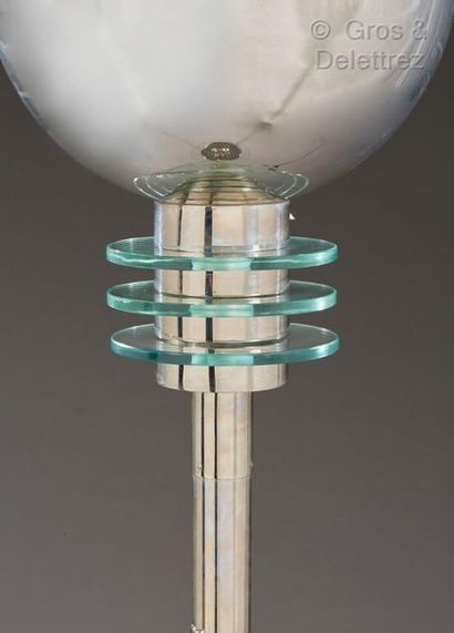 LOUIS DAMON (1860-1947) Modernist floor lamp in chromed metal with a cylindrical...