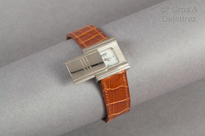 HERMES Paris Swiss made n°GL1.290/2025332 *"Glissade" watch in 750 thousandths white...