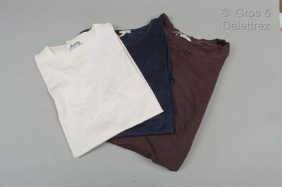 HERMES Paris made in Italy *Lot composed of three cotton t-shirts, one brown long-sleeved,...