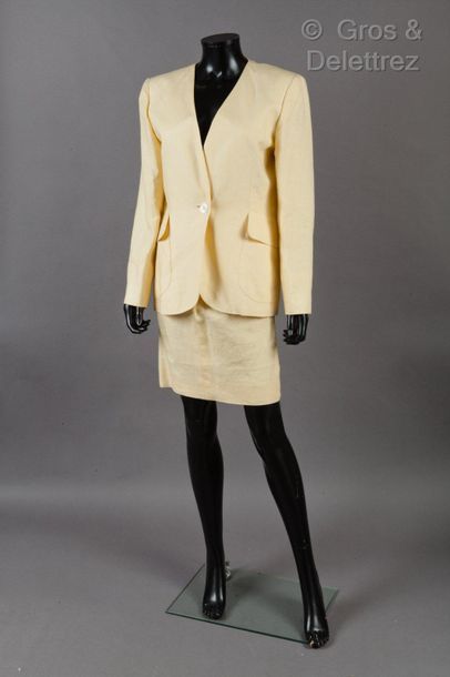 HERMES Paris made in France année 1980 *Suit in 100% fresh butter linen made up of...