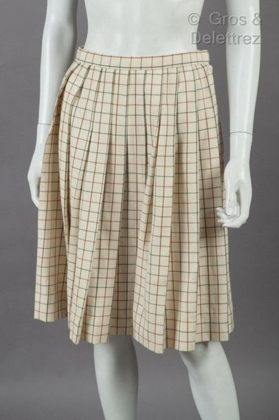 HERMES PARIS made in France circa 1990 *Batch of two checked skirts, one in pleated...