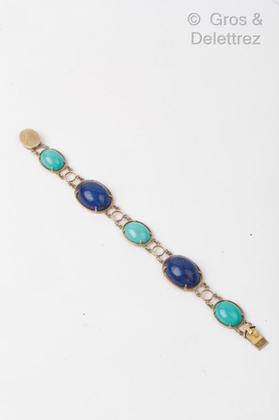 null Bracelet en vermeil, orné de cabochons de turquoises et lapis-lazuli. Longueur...