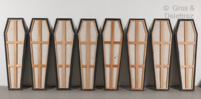 Claire PICHAUD (1935-2017) The War, 1993

Set of eight canvases (coffin-shaped frame)

Acrylics...