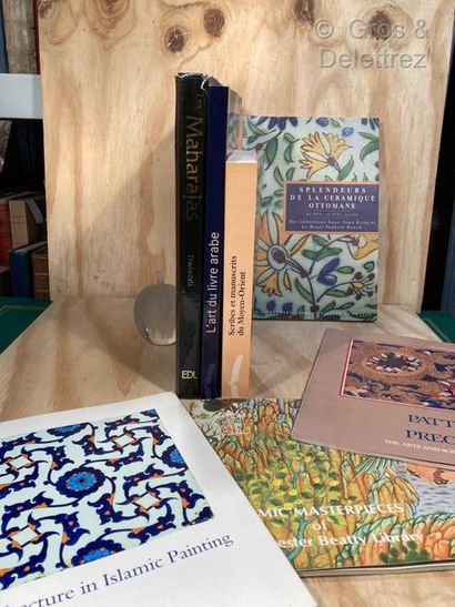 null Lot de quatre livres et trois fascicules sur l’art islamique