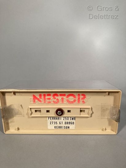 null NESTOR - FERRARI 250 SWB 2735 GT DROGO KERRISON


Voiture miniature 1/43 de...