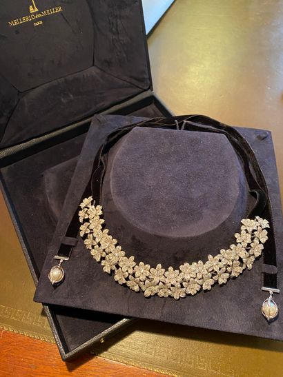 MELLERIO dits MELLERS "Medici" - Important evening necklace in white gold, composed...