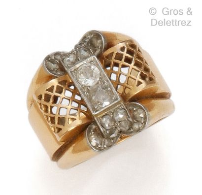  Yellow gold AND PLATINUM "Tank" ring with a fishnet design set with two old-cut...