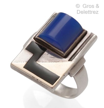 Jean DESPRES (1889 - 1980) Silver, vermeil and black enamel ring with geometrical...