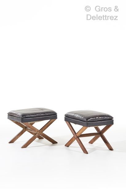 JEAN-MICHEL FRANK, attribué à Pair of ceruse oak stools with rectangular seat covered...