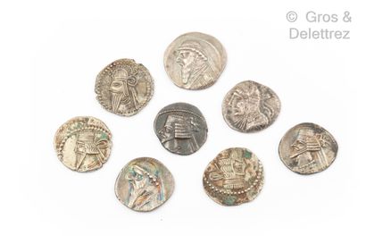  PARTHES. Mithridates I (171-138). Drachme. (S. 10). Mithridates II (123-88). Drachmes...