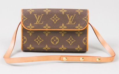 Louis Vuitton Pochette «Florentine» en toile monogram et cuir naturel, fermeture...