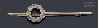 null Yellow and white gold "Barette" brooch with a flower set with rose-cut diamonds....