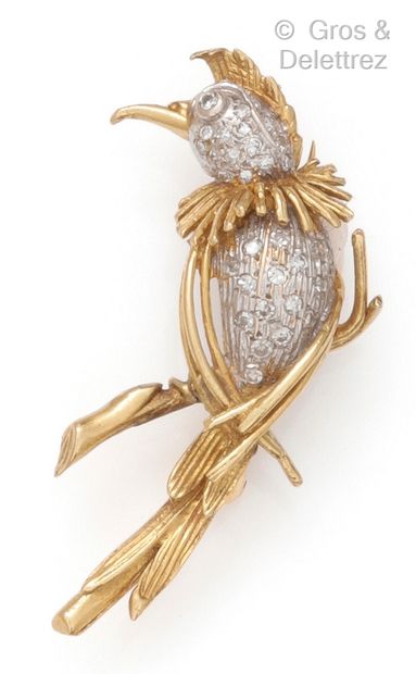 null Bird of paradise" brooch, the body in white gold entirely set with 8/8 cut diamonds,...