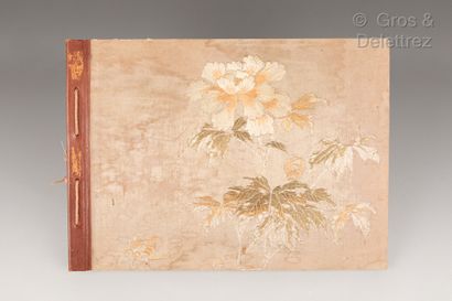 Japon, XIXème siècle 
Album avec peintures...