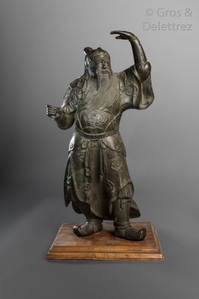 null Chine, XVIII-XIXe siècle Important sujet en bronze de patine brune, représentant...