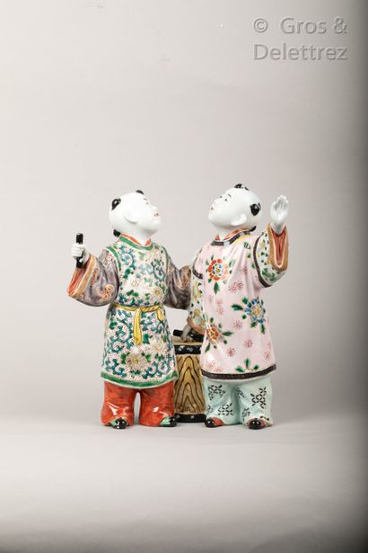 Japon, vers 1900 
Groupe en porcelaine de...