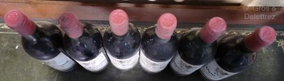 null 6 bouteilles

Château VIEUX FERRAND - Pomerol 1984 A VENDRE EN L'ETAT