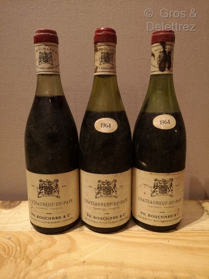 3 bouteilles 
CHÂTEAUNEUF DU PAPE - Ph. BOUCHARD...
