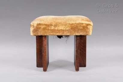 null Tabouret à piètement à aillettes en bois et assise rectangulaire à garniture...