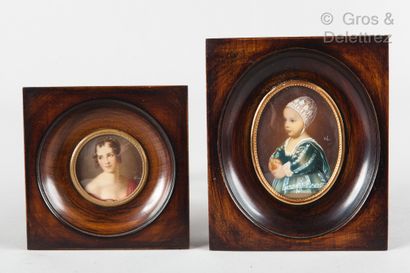 null Lot de cinq miniatures sur vélin et ivoire dans le style du XVIIIe.