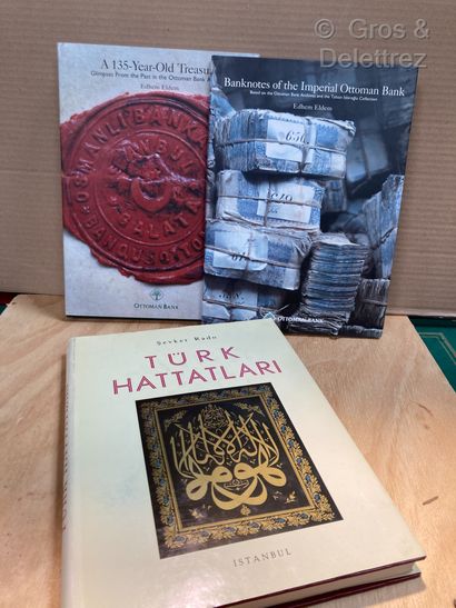 null Lot de trois livres sur les arts islamiques
