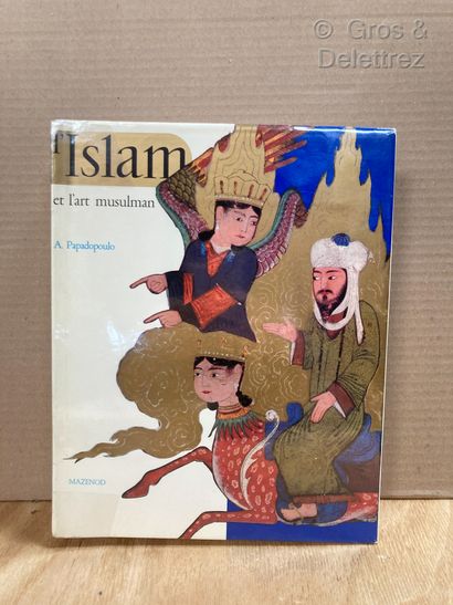 null MAZENOD 

Islam and Muslim Arts

1 volume
