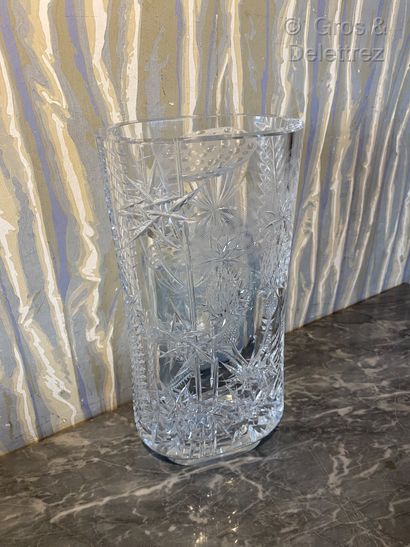 null Sven PALMQVIST (?)

Vase en verre de forme ovale à décor taillé à le meule de...