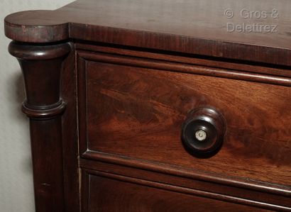 null Mahogany chest of drawers with four drawers, the posts in column.

England,...