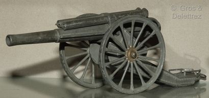null Deux canons miniature et leur affût en plomb, de la guerre de 1914.

L. 22 ...