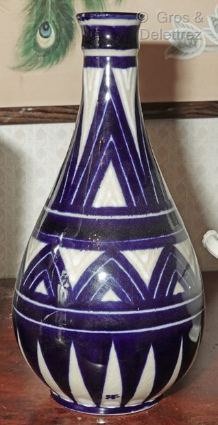 null MALICORNE Roger FRANCOIS (1933-1999)

Vase of baluster form with narrow neck...