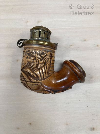 null Two meerschaum(?) pipes, Dobrocen model, with rich carved decoration of a running...