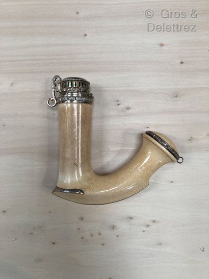  HUNGARY. Pipe in plain meerschaum with a partially openworked silver setting underlining...