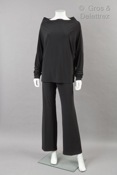 Norma KAMALI Black polyester outfit consisting of an over size top, boat neckline,...