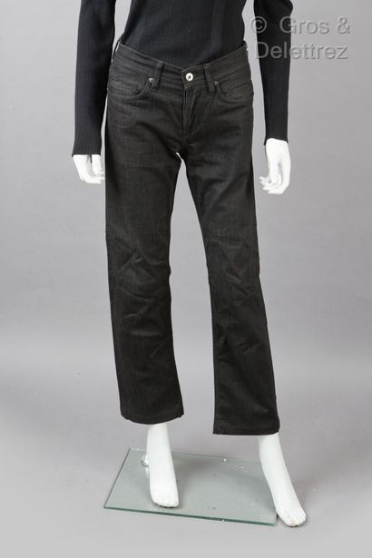 D&G, PASSION Homme Lot composé de trois pantalons, un jean en coton noir, un jean...
