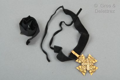RÉMINISCENCE Paris Choker style black velvet choker, holding a gold metal cross with...