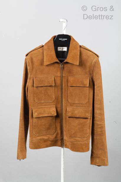 SAINT LAURENT Homme Camel suede jacket, small collar, zipper, four patch pockets...